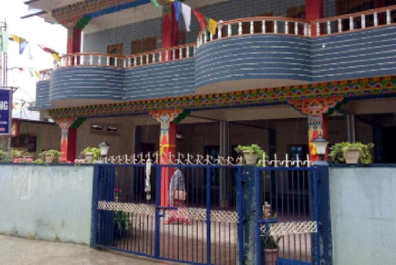 Hotel Samdup Khang Dirang Exterior photo